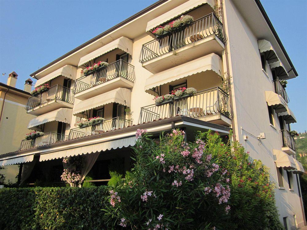 Hotel Marina Torri Del Benaco Luaran gambar