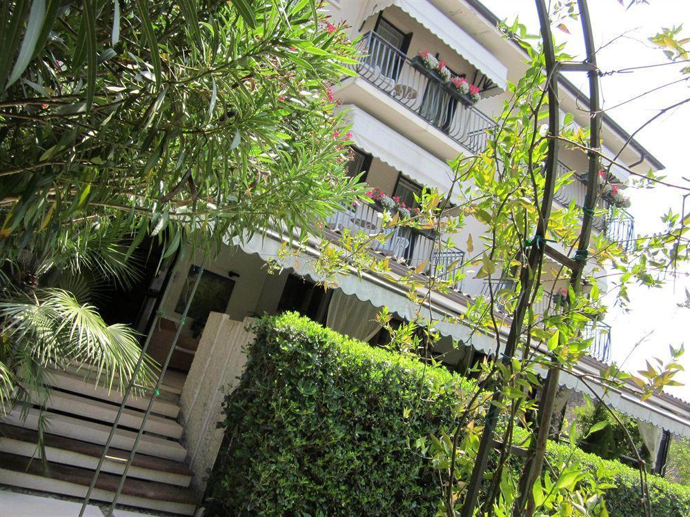 Hotel Marina Torri Del Benaco Luaran gambar