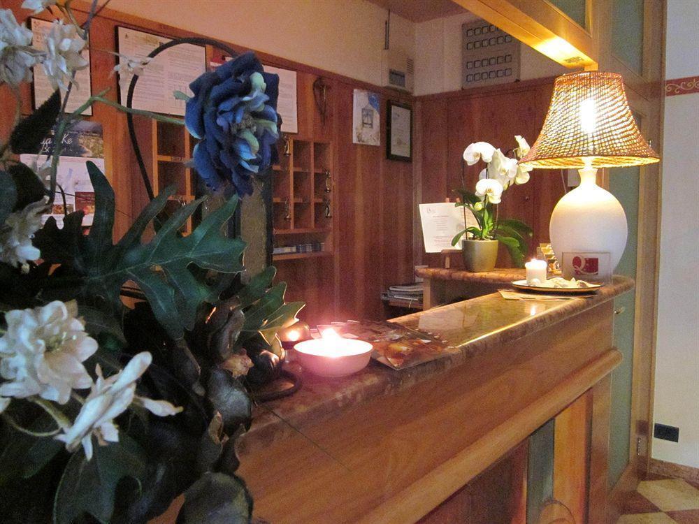 Hotel Marina Torri Del Benaco Luaran gambar